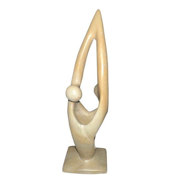 Stone Dancing Ten Thousand Villages Figurine Embracing Couple 9” Made In Kenya - Picture 1 of 5